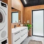 5 Star In Holiday home
